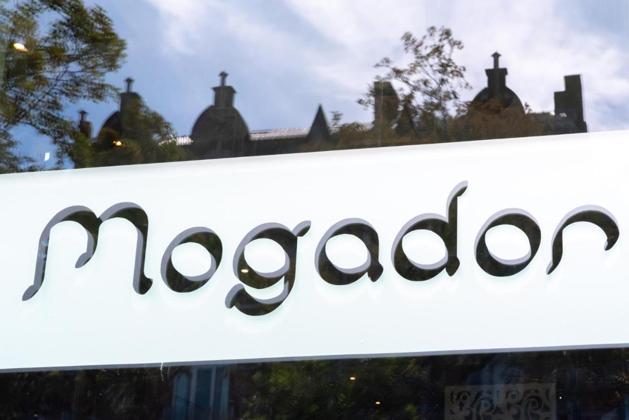 Ryad Mogador Liege Bagian luar foto